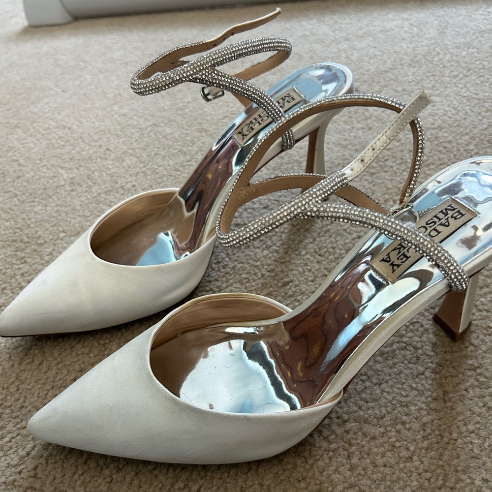 Badgley Mischka Kamilah heels